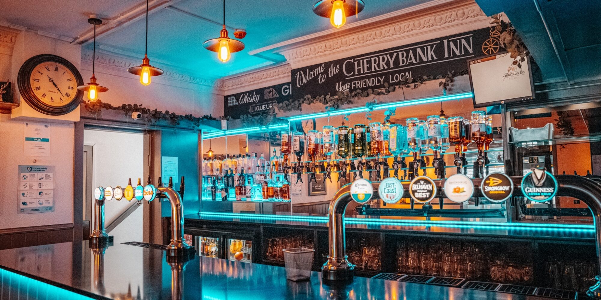 Lounge bar